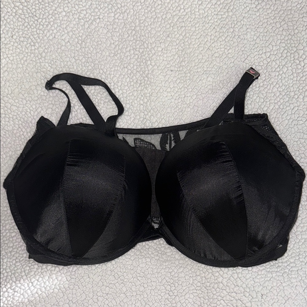 Victoria’s Secret Very Sexy Push-Up Black Women's Bra Size 38DD
